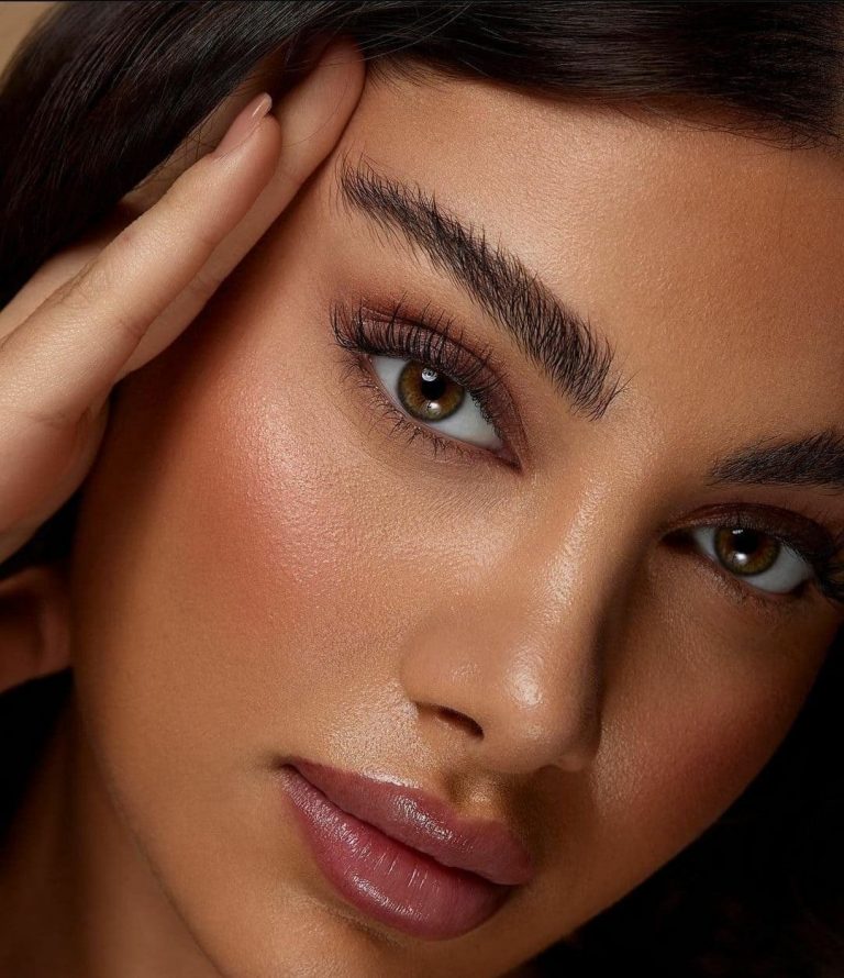 Brow lift sourcils effet densifiant Sochaux Audincourt